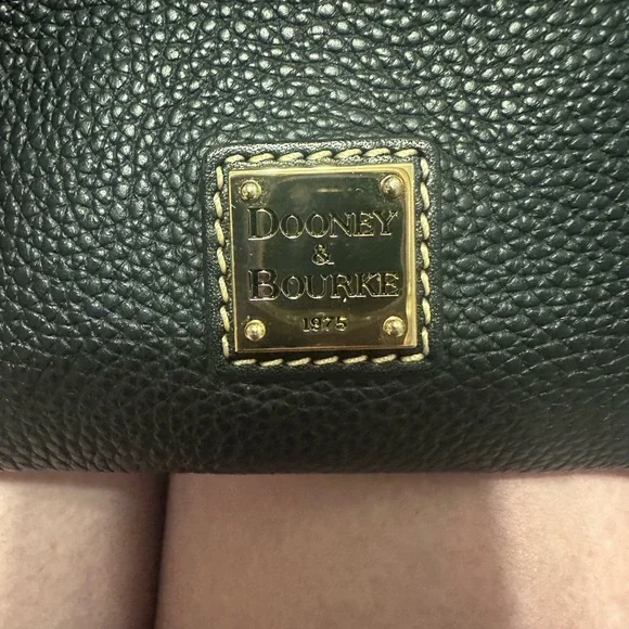 Dooney & Bourke pebble grain leather triple zip crossbody bag - Picture 3 of 5